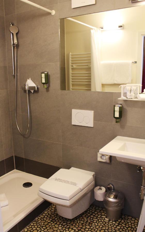 Hotel Des Inventions Ecublens  Kültér fotó
